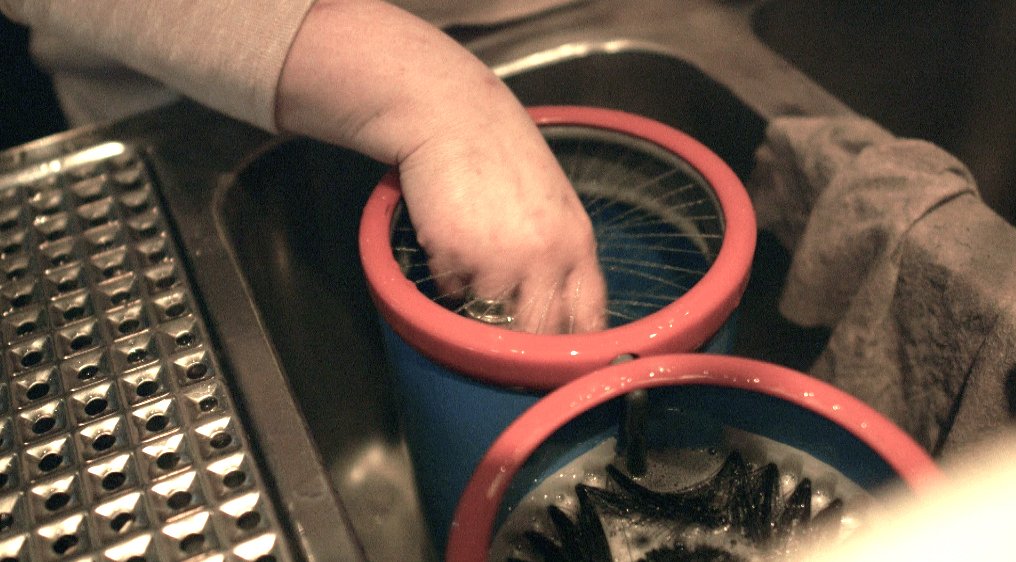 Video-still from The Discourse of the Drinkers by Annika Larsson (2017). (Camera: Carlos A Lopez).