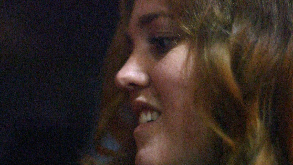 Video-still (Dani) from The discourse of the Drinkers by Annika Larsson (2017).