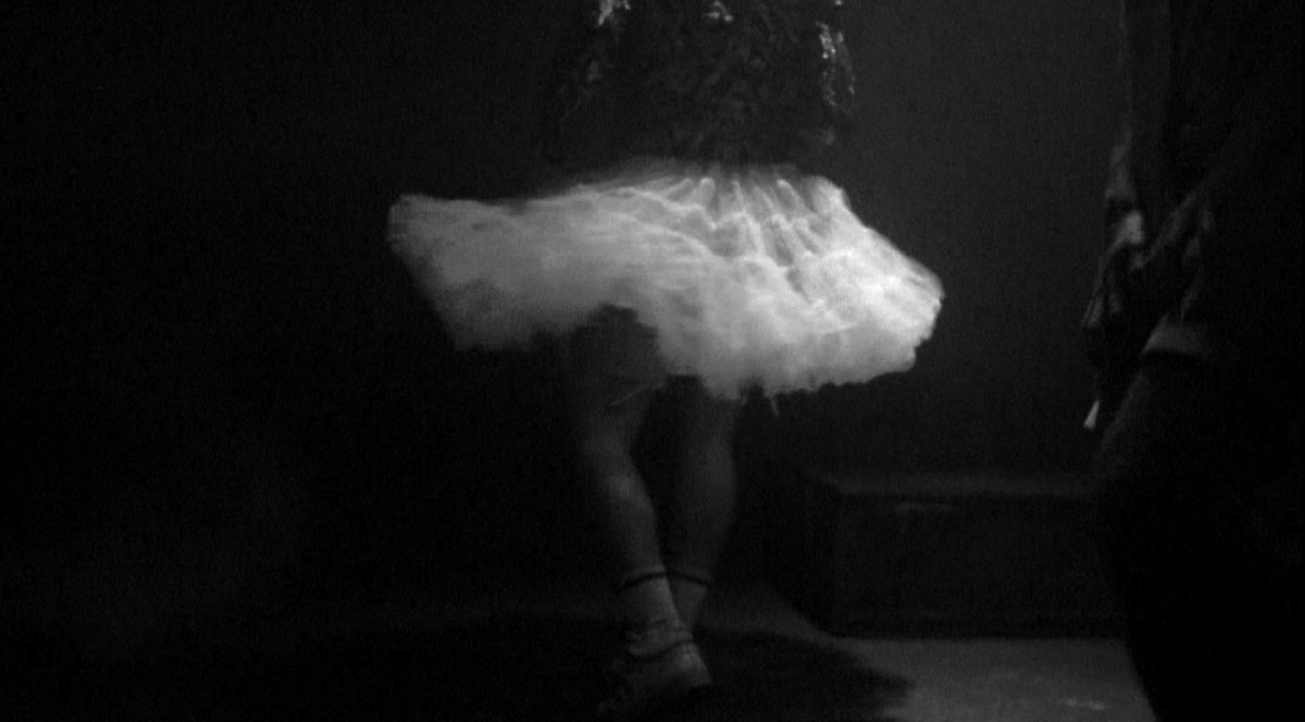 Video-stills from The Discourse of the Drinkers by Annika Larsson (2017).