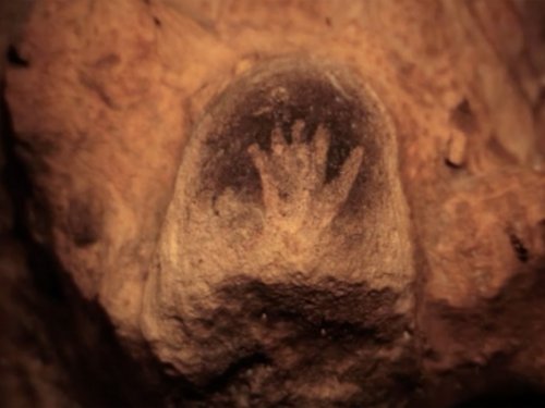 SCREENINGS & TALKS: Grotta Profunda (the moody chasm) 2017  (Pauline Curnier-Jardin - HFBK talk 2020)